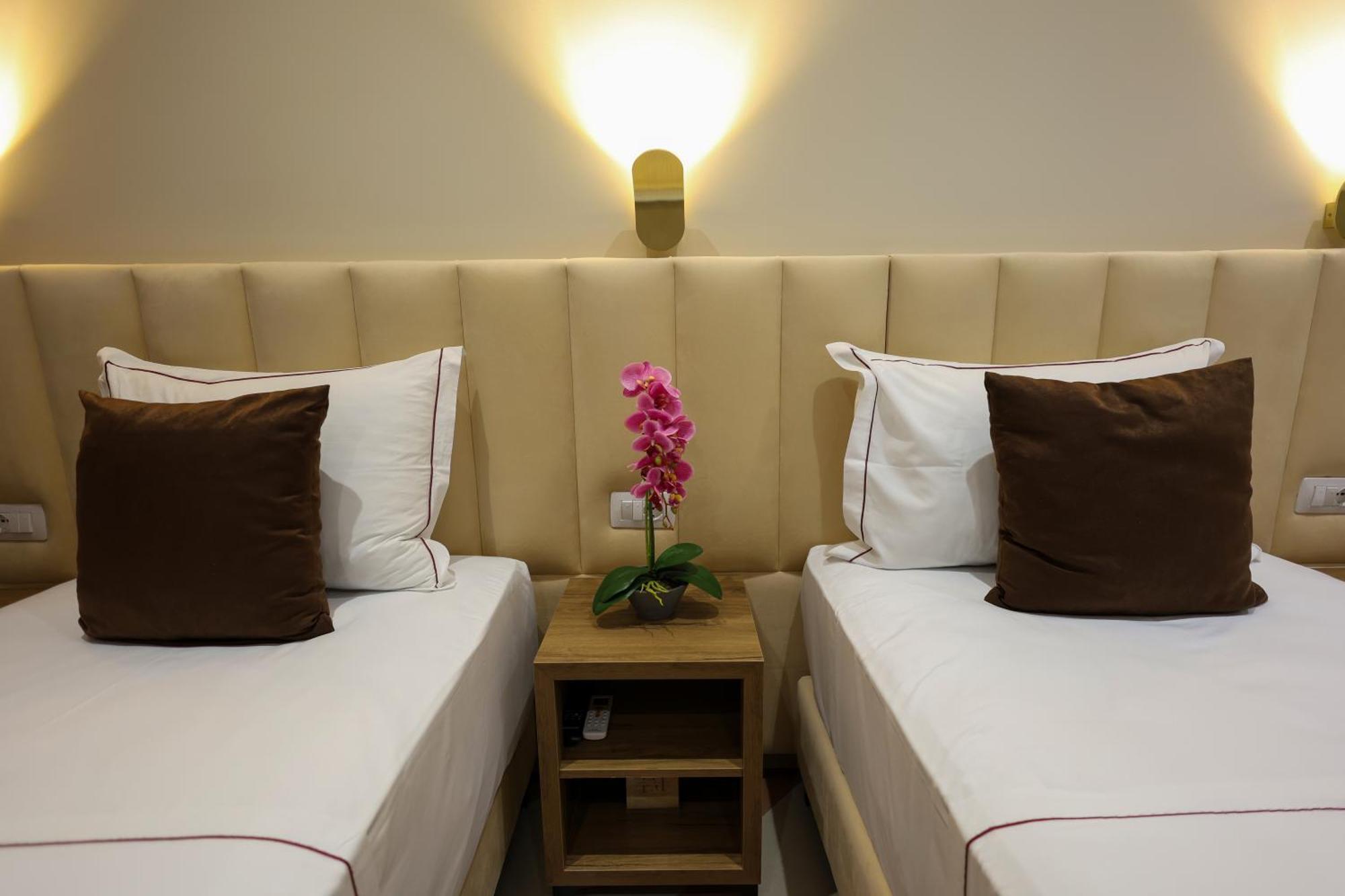 Hotel Mimani Berat Buitenkant foto