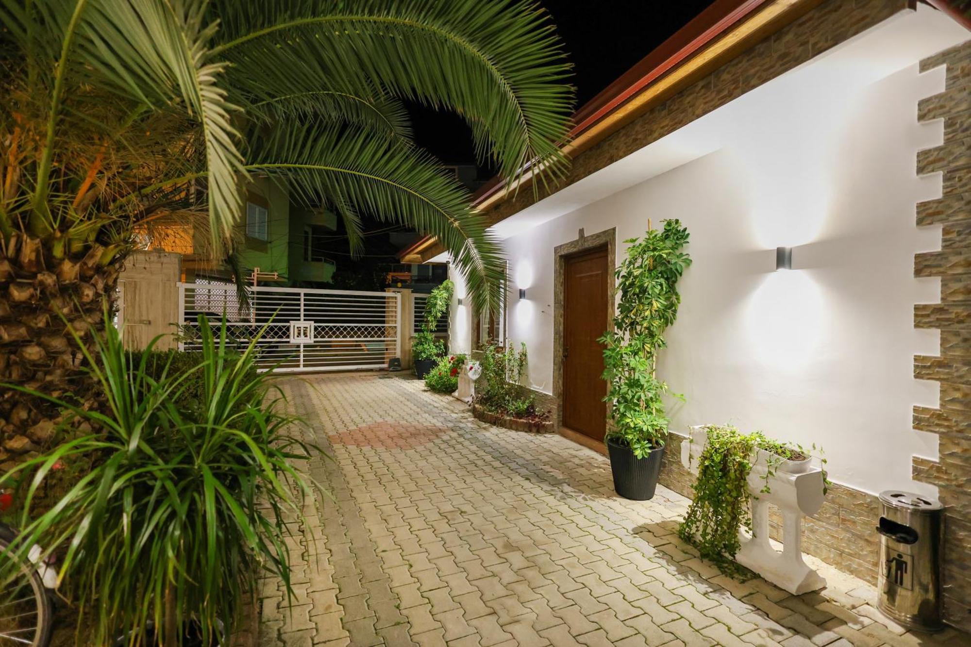 Hotel Mimani Berat Buitenkant foto