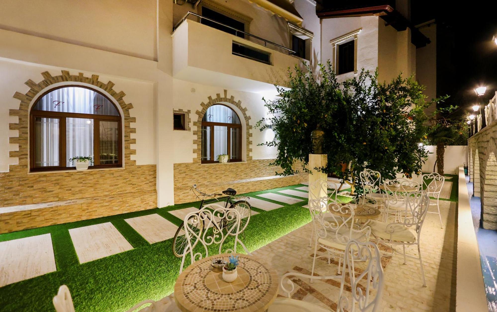 Hotel Mimani Berat Buitenkant foto