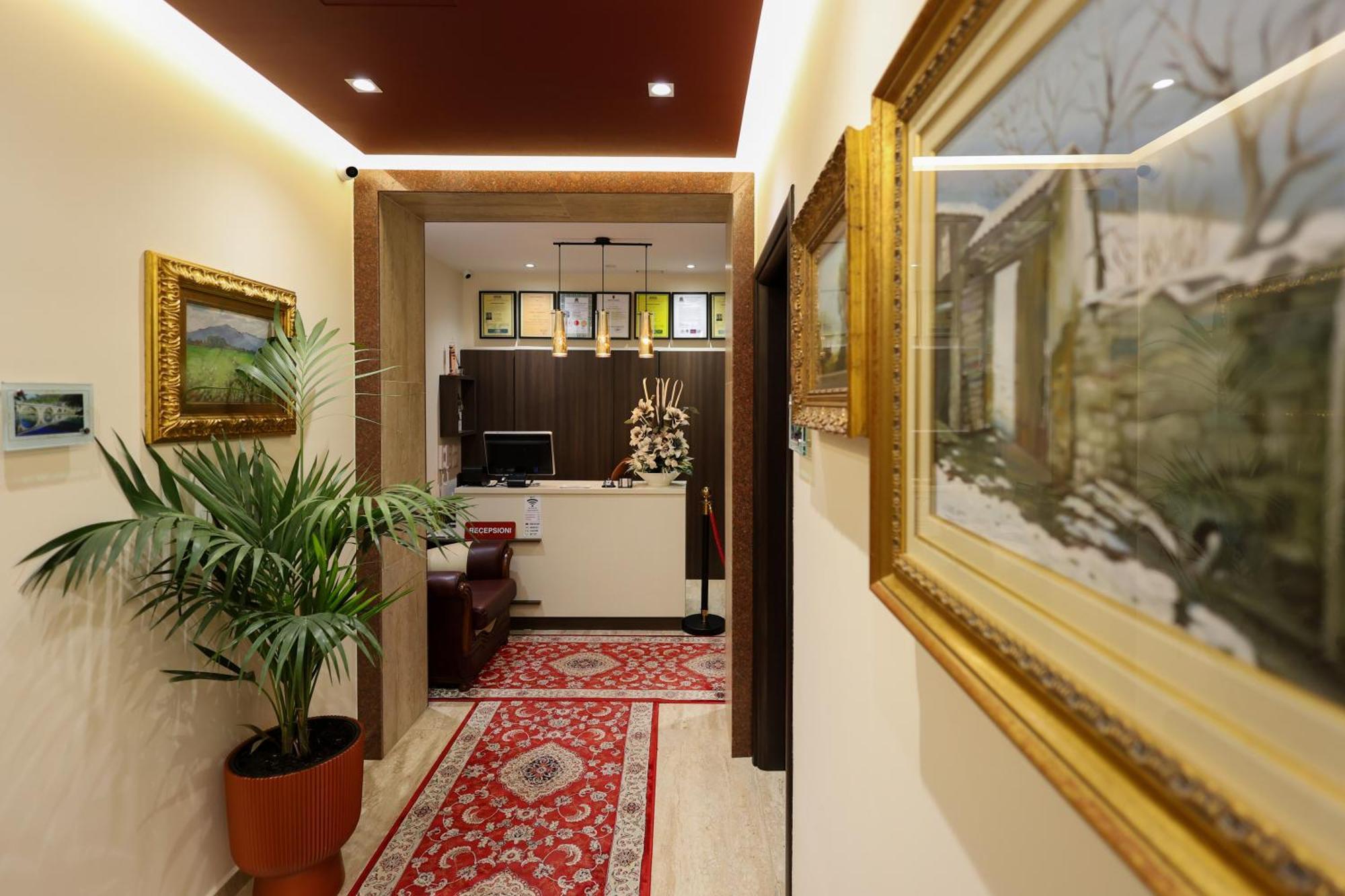 Hotel Mimani Berat Buitenkant foto